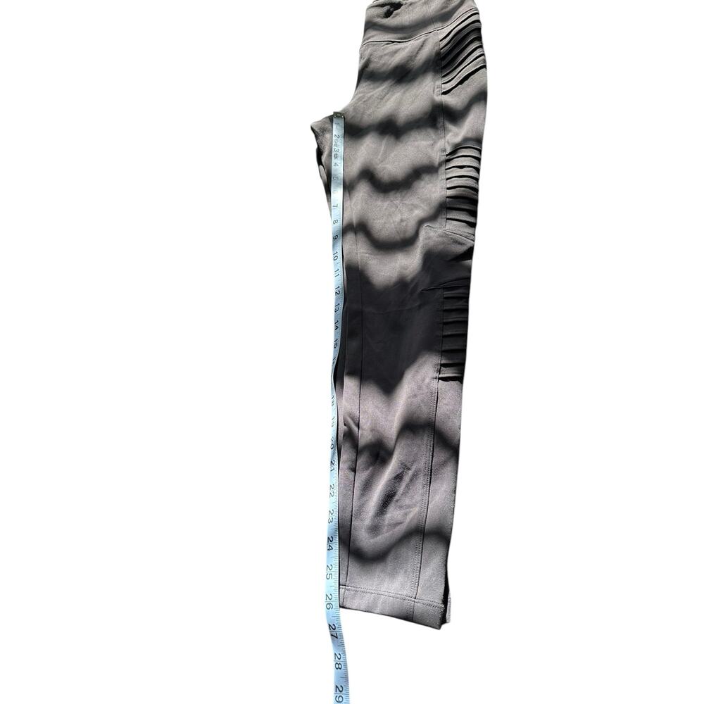 Athleta Black Sculpting Athletic Delancey Moto Tight Leggings‎ Size Medium - Picture 12 of 13